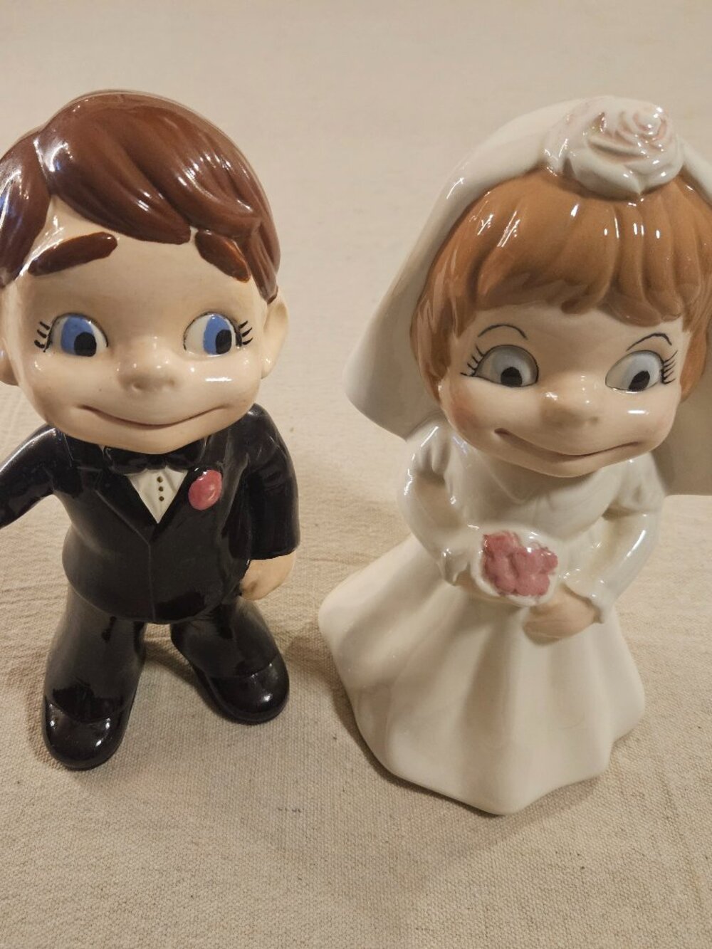 Vintage 1970s Atlantic Mold Ceramic Bride Groom Figurine Set Big Eyes Kitschy